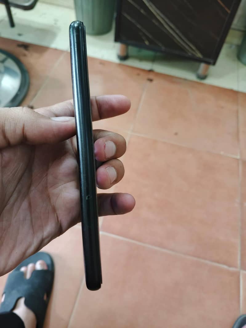 Google Pixel 4a 5