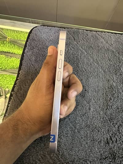iPhone 14 128 gb 10 by 10 condition