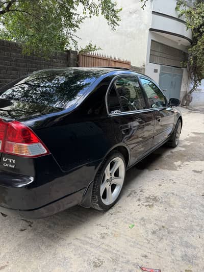 Honda Civic VTi Oriel Prosmatec 2004