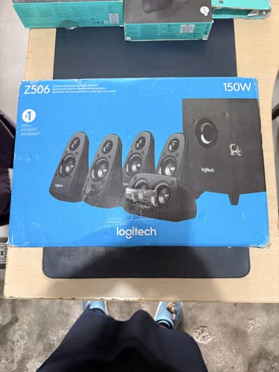 Logitech speakers and Keyboard