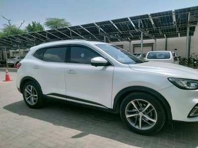 MG HS 2021