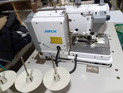 Jack Eyelet machine