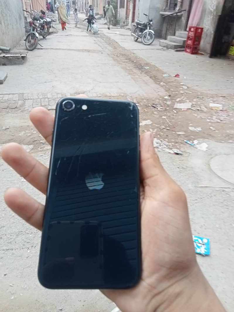 Apple iPhone SE 1