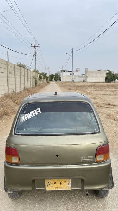Daihatsu Cuore 2003