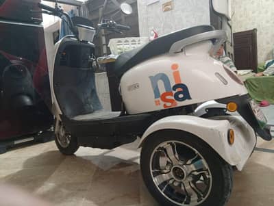 Evee electric scooter