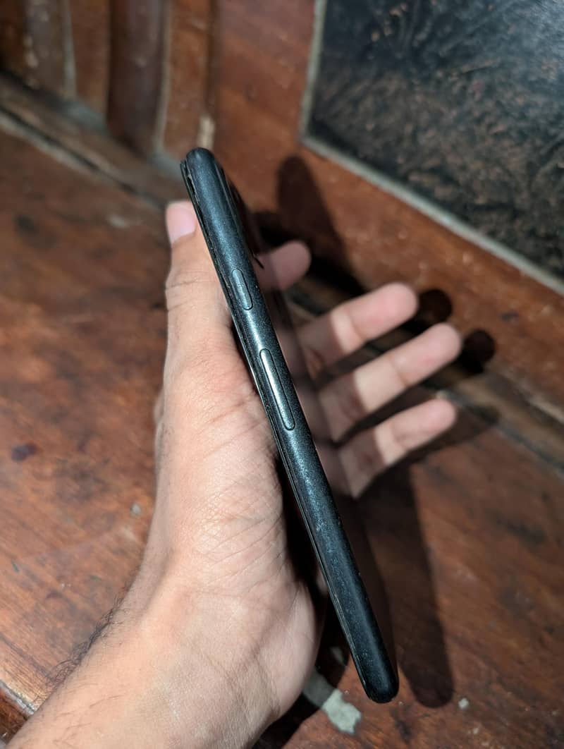 Google Pixel 5 8