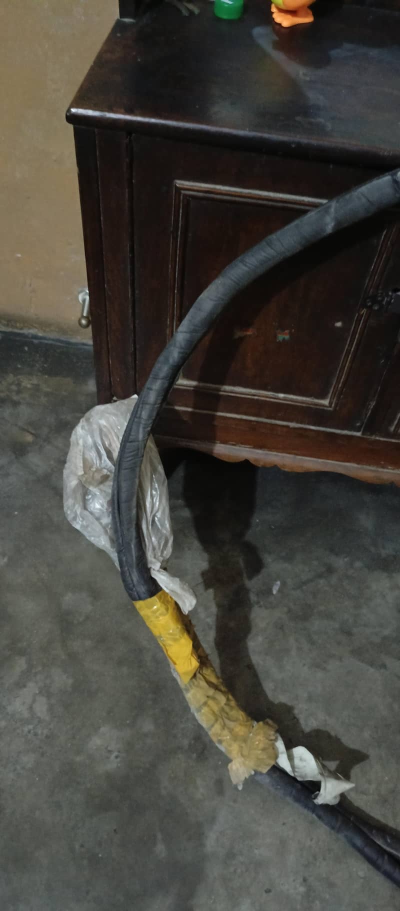 Air conditioner pipe 1