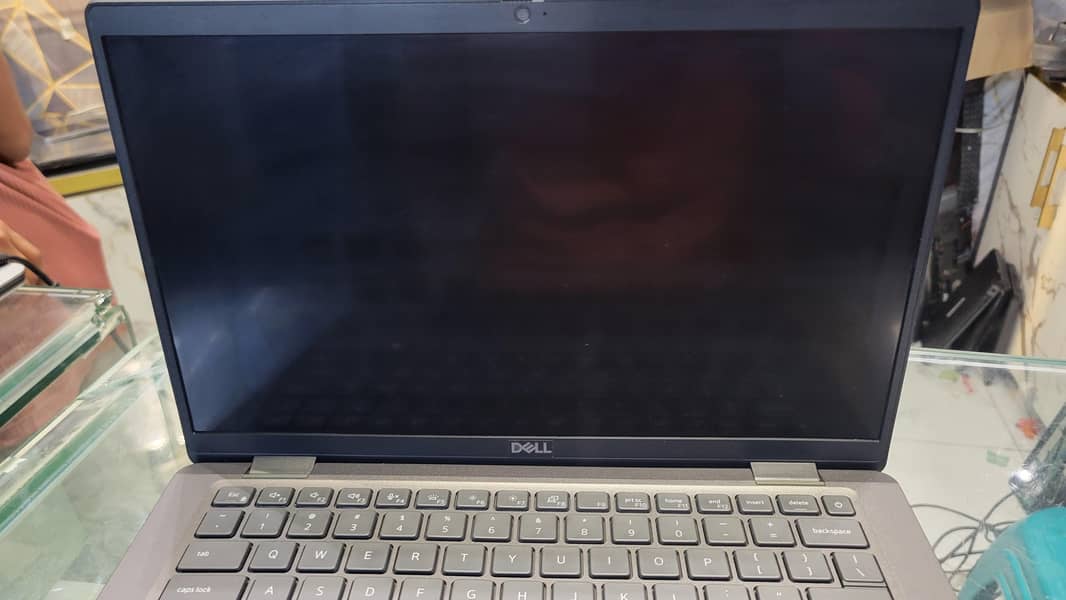 LAPTOPS 1