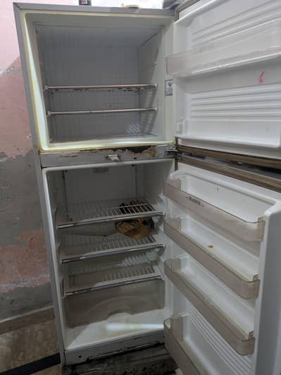 Dawlance refrigerator for sale