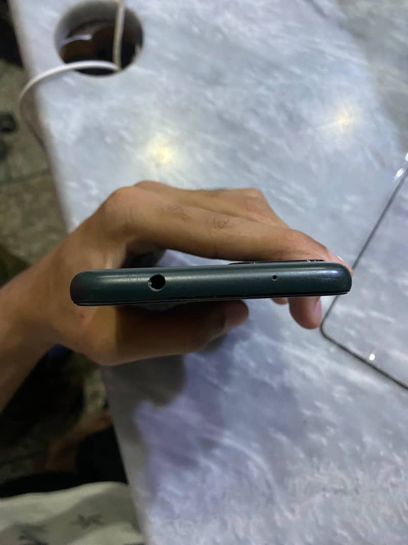 Google Pixel 5a 1