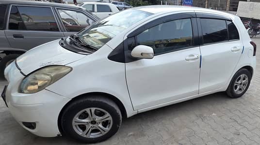 Toyota Vitz 2010