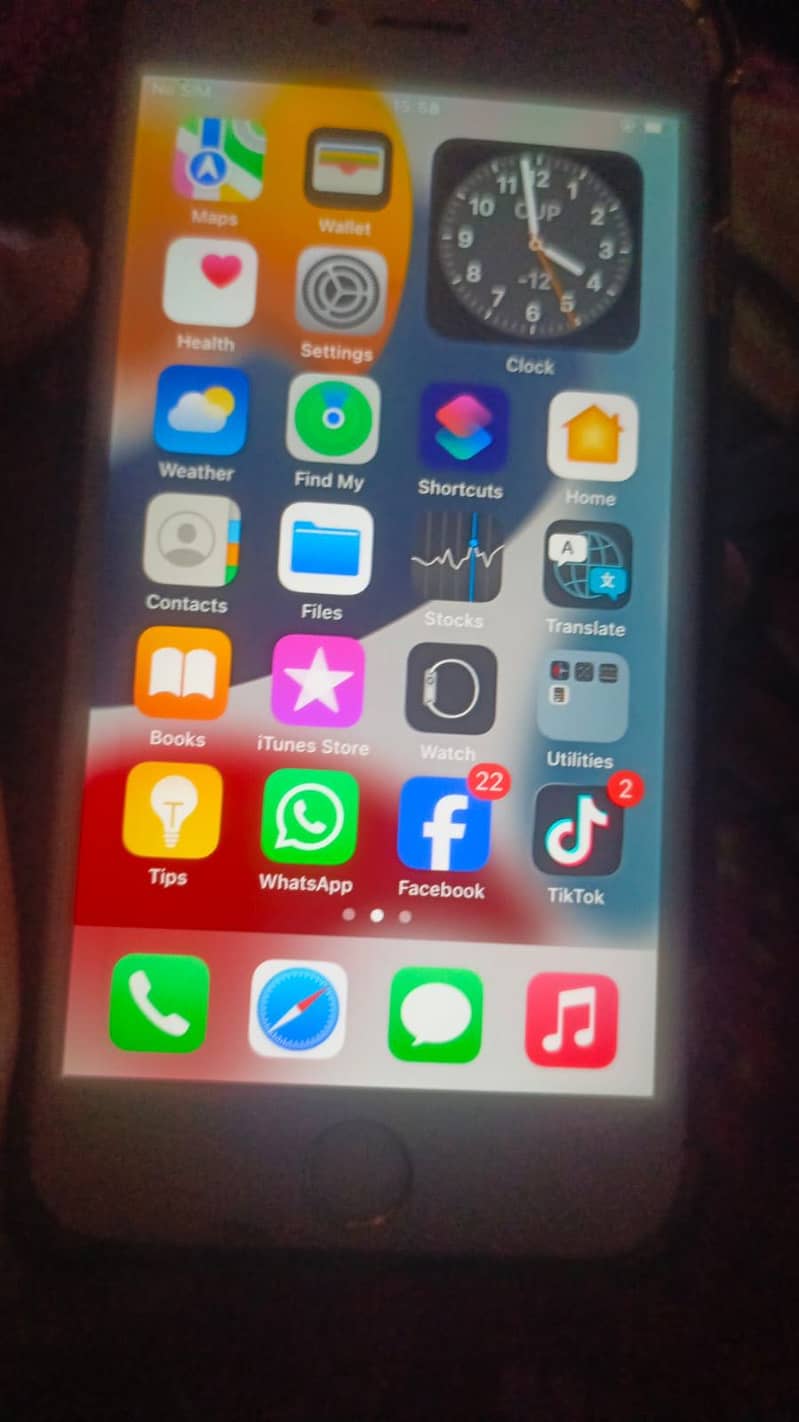 Apple iPhone 6S Plus 4