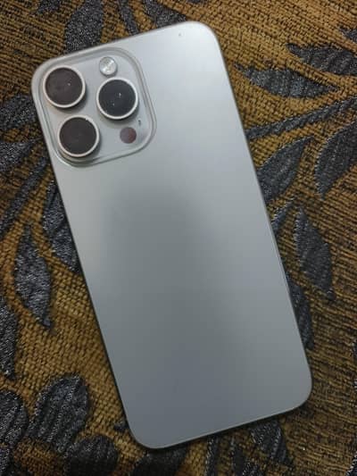 I want Apple iPhone 15 Pro Max Icloud Locked