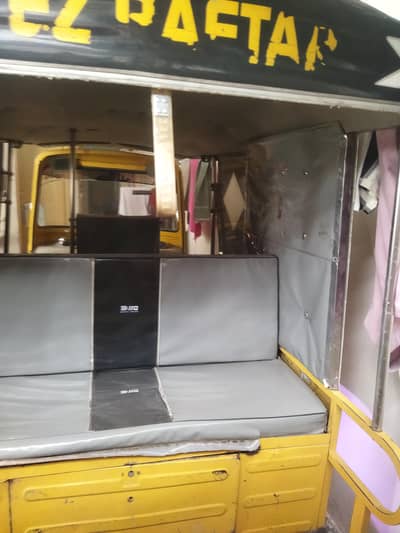 Tezraftar Auto Rakshaw CNG