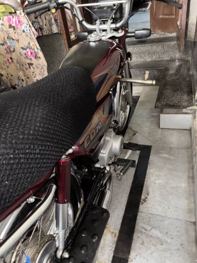 Honda CD 70 2025