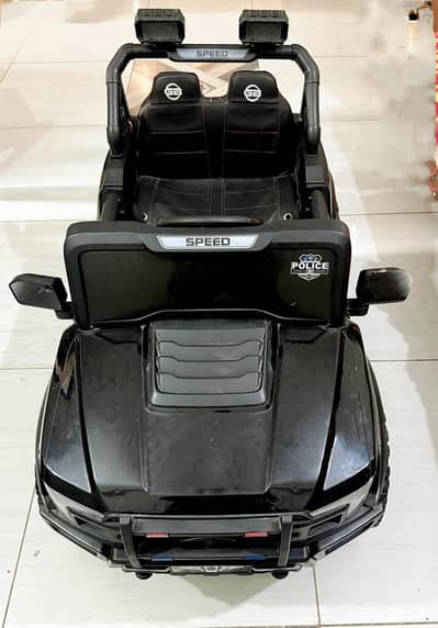 Kids car, not much used.