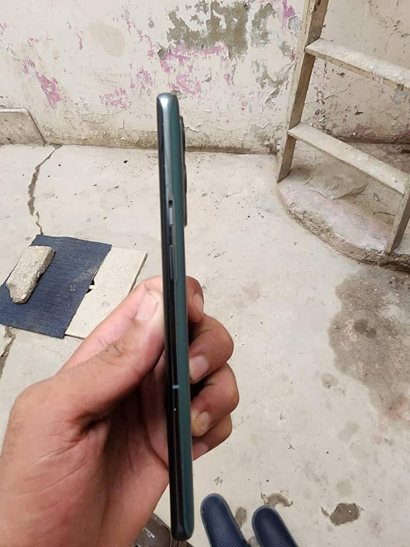 One Plus 9 Pro 4