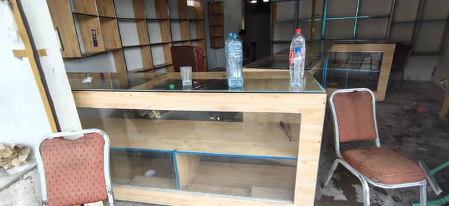 shop fiting and table