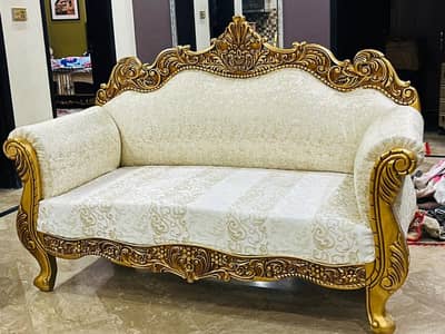 Chinoeti Sofa Sets urgent for sale