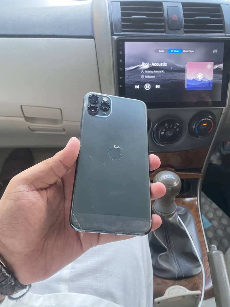 Iphone 11 pro max 4