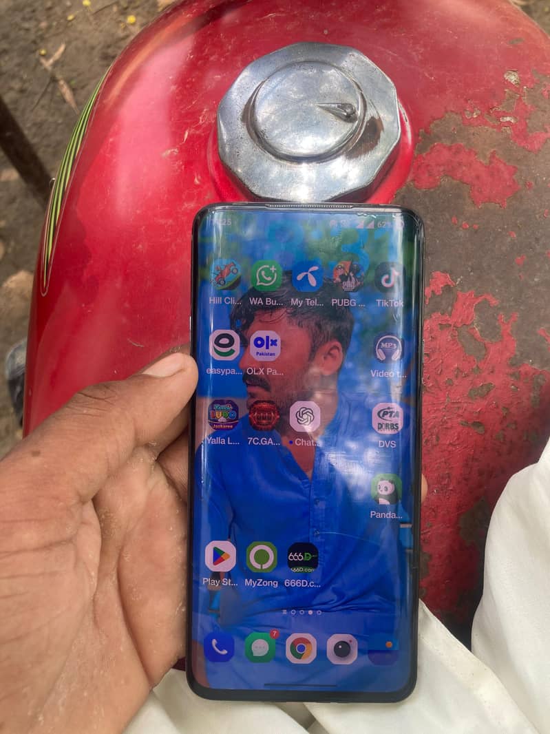 One Plus 7 Pro 0