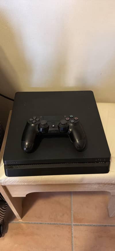 PS4 Slim 1TB