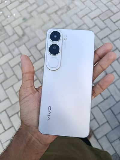 Vivo Y200