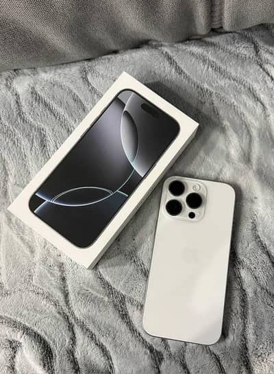Apple iPhone 16 Pro Max