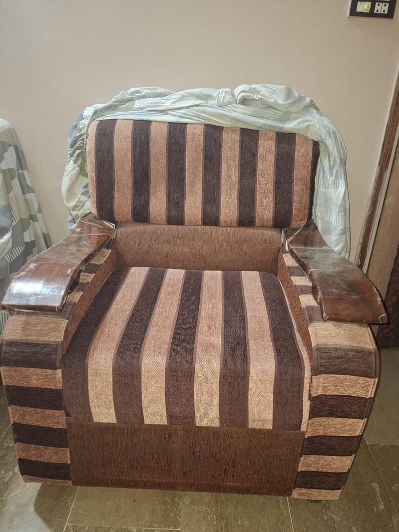 7 seater sofa set 0
