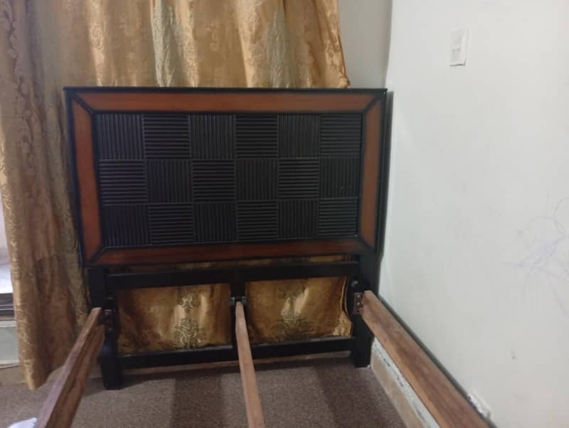 single bed 0