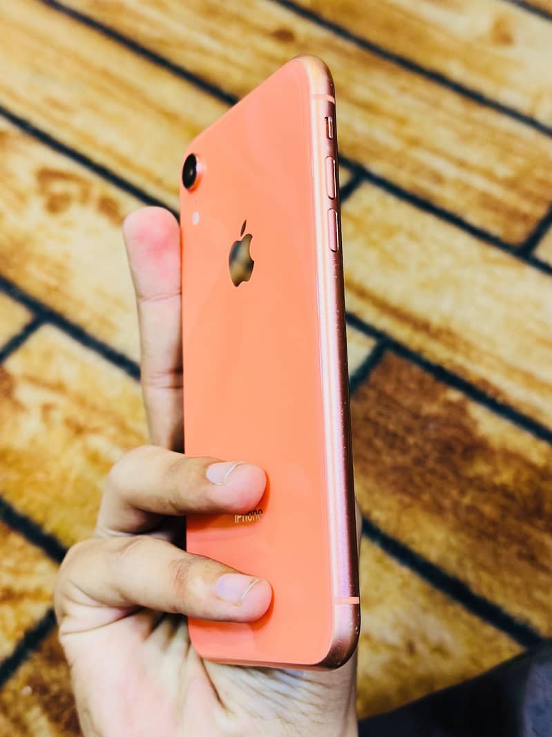 iPhone Xr 5