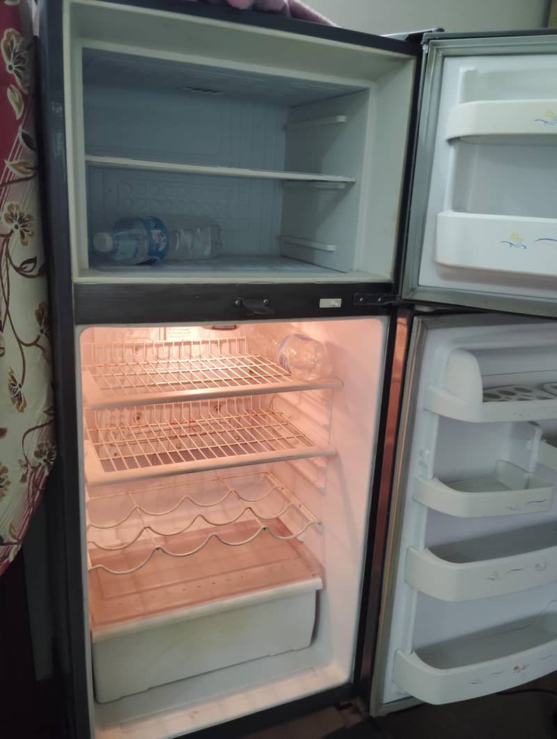 Refrigerator 1
