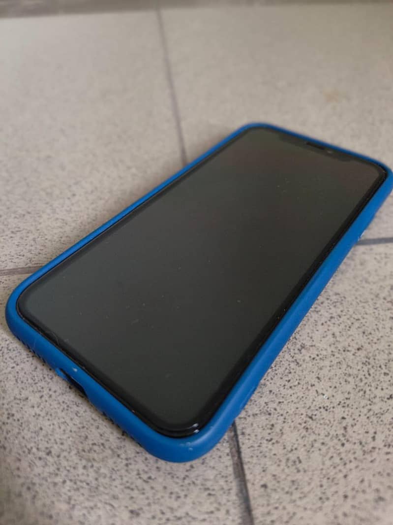 Apple iPhone X 2