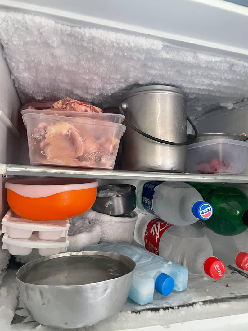 Refrigerator 1