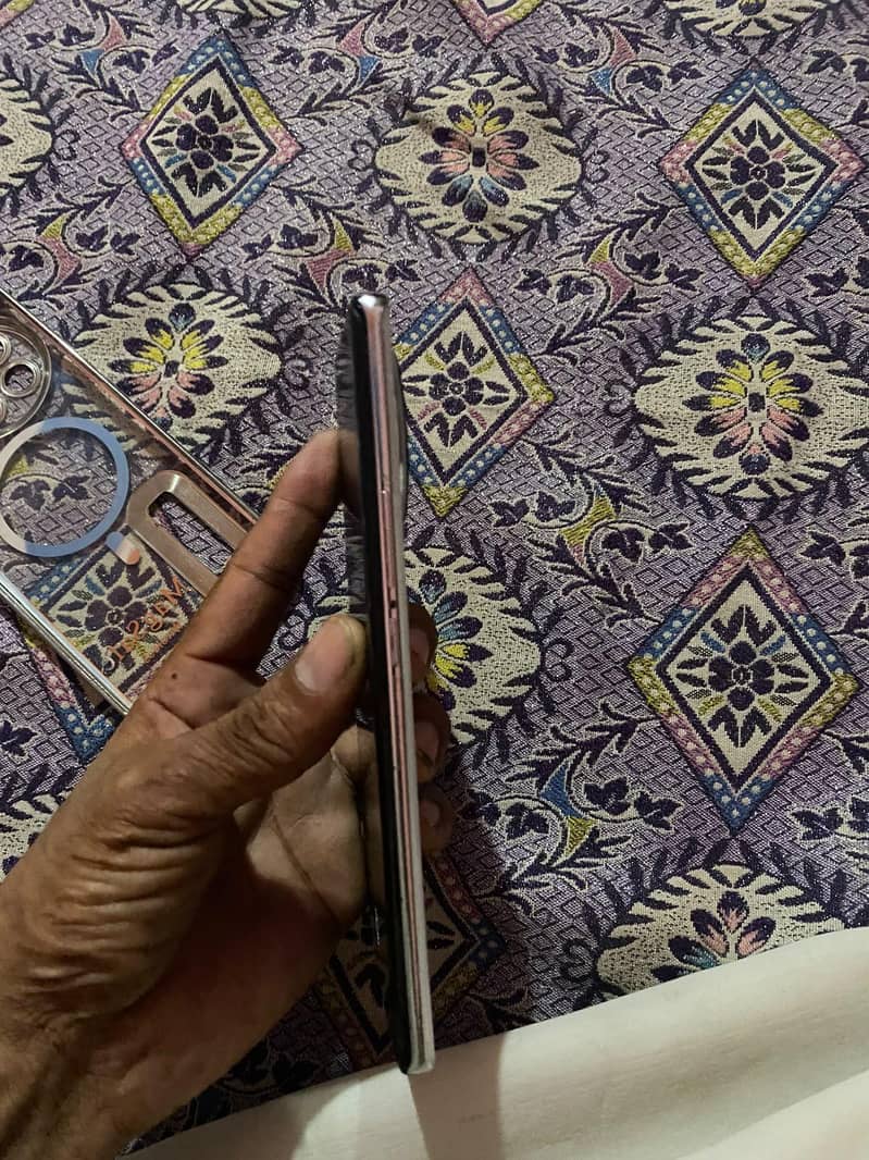 Tecno Spark 20 Pro Plus 3