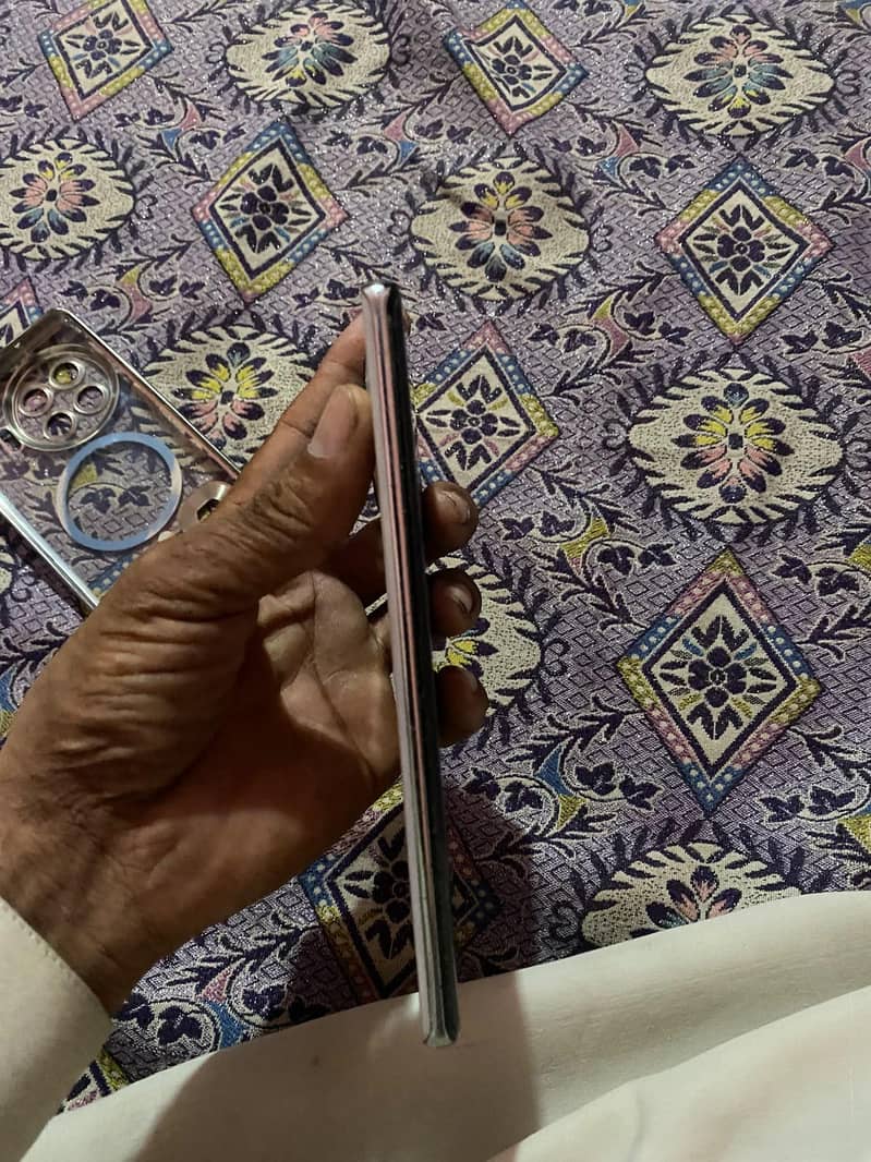 Tecno Spark 20 Pro Plus 5