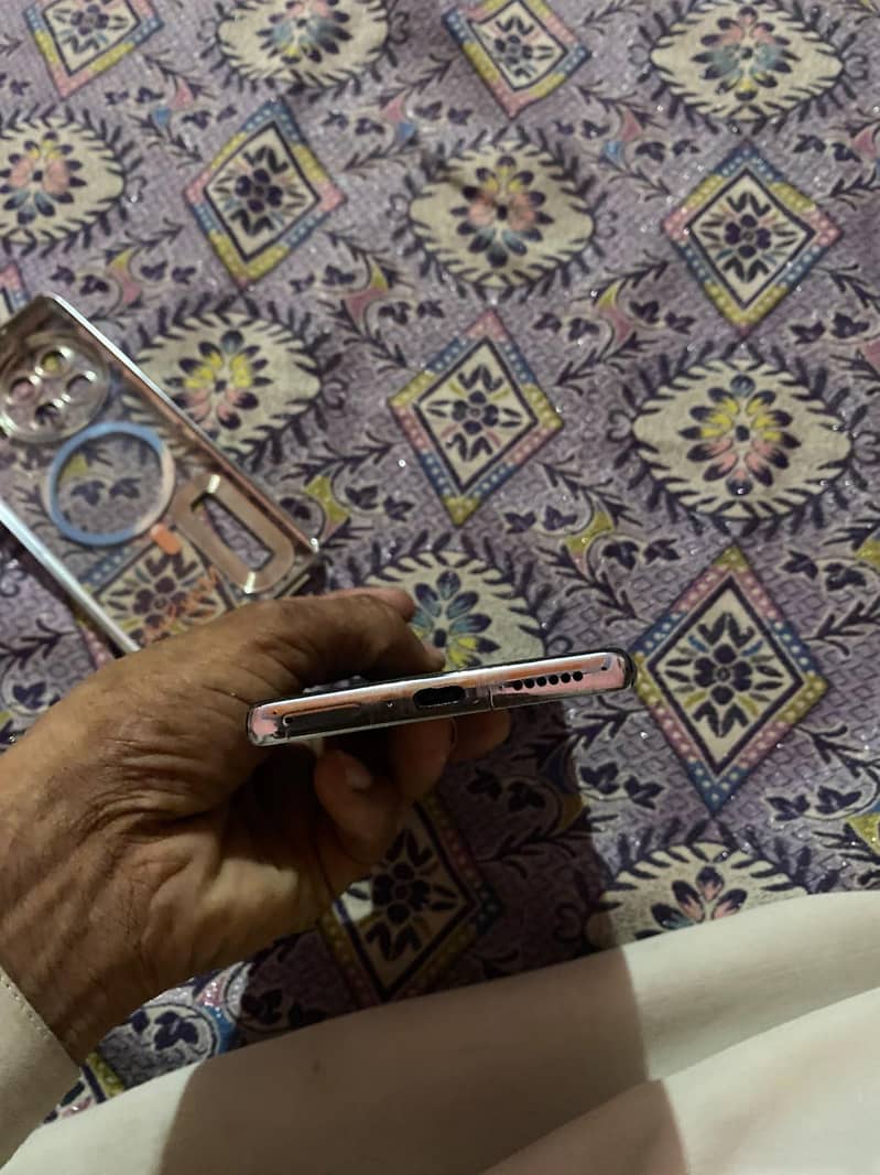 Tecno Spark 20 Pro Plus 8