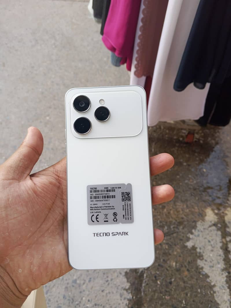 Tecno spark 40 0