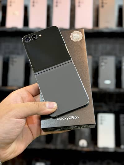 Samsung Mobile Z Flip 5