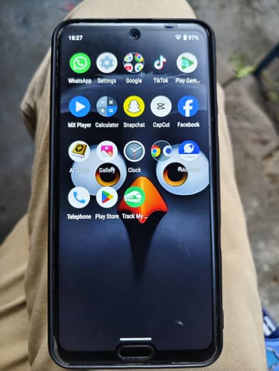 Sharp Aquos R3