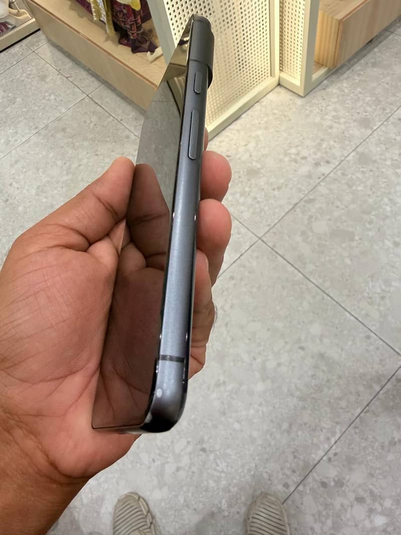 Google Pixel 8 5