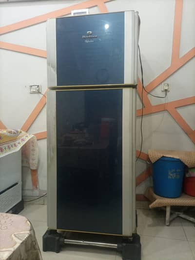Dawlance Referigerater full size for sale cell # 03334279738