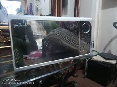 homage Microwave oven new condition 03124268489
