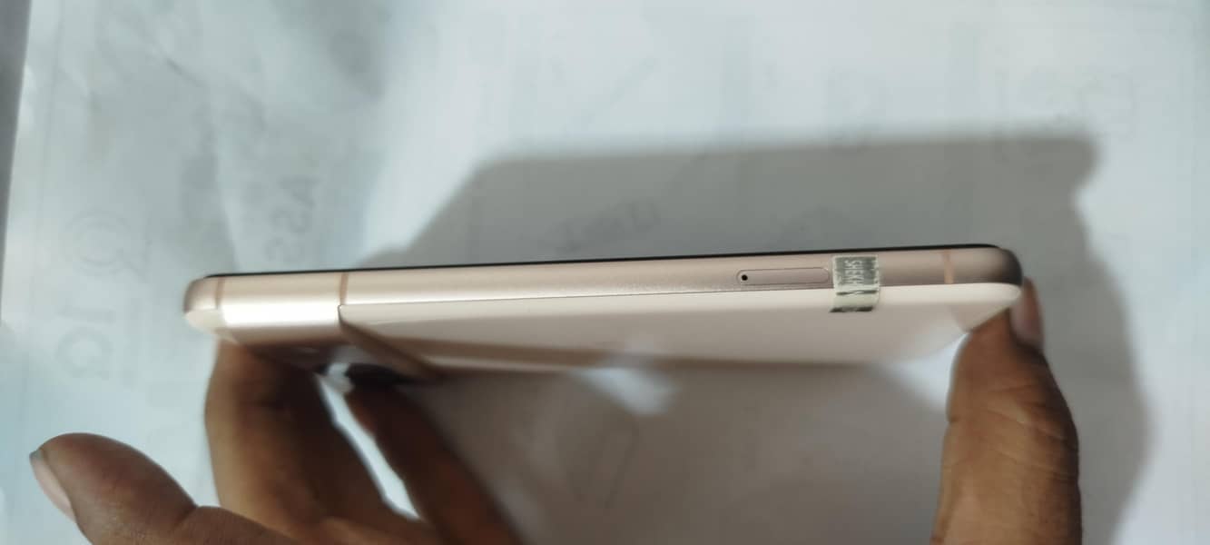 Google Pixel 8 2