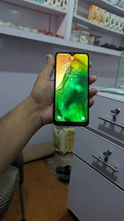Samsung Mobile A30