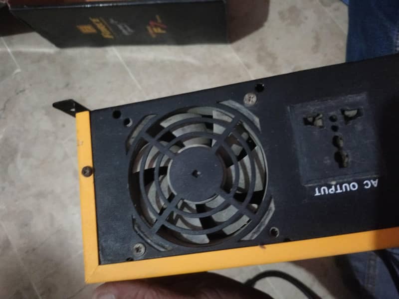 force hybrid mppt charge controller 3