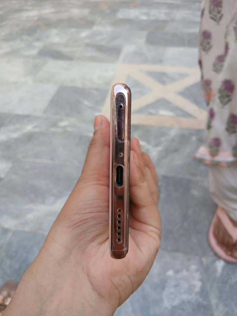 Infinix Zero 40 6