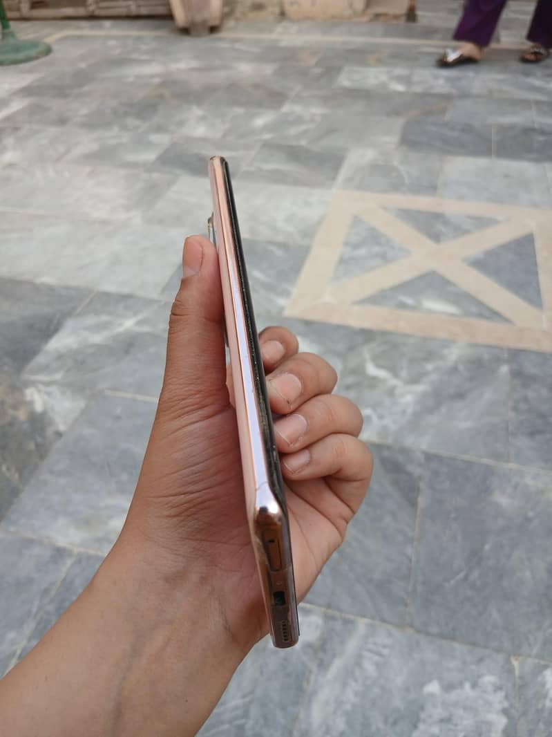 Infinix Zero 40 7