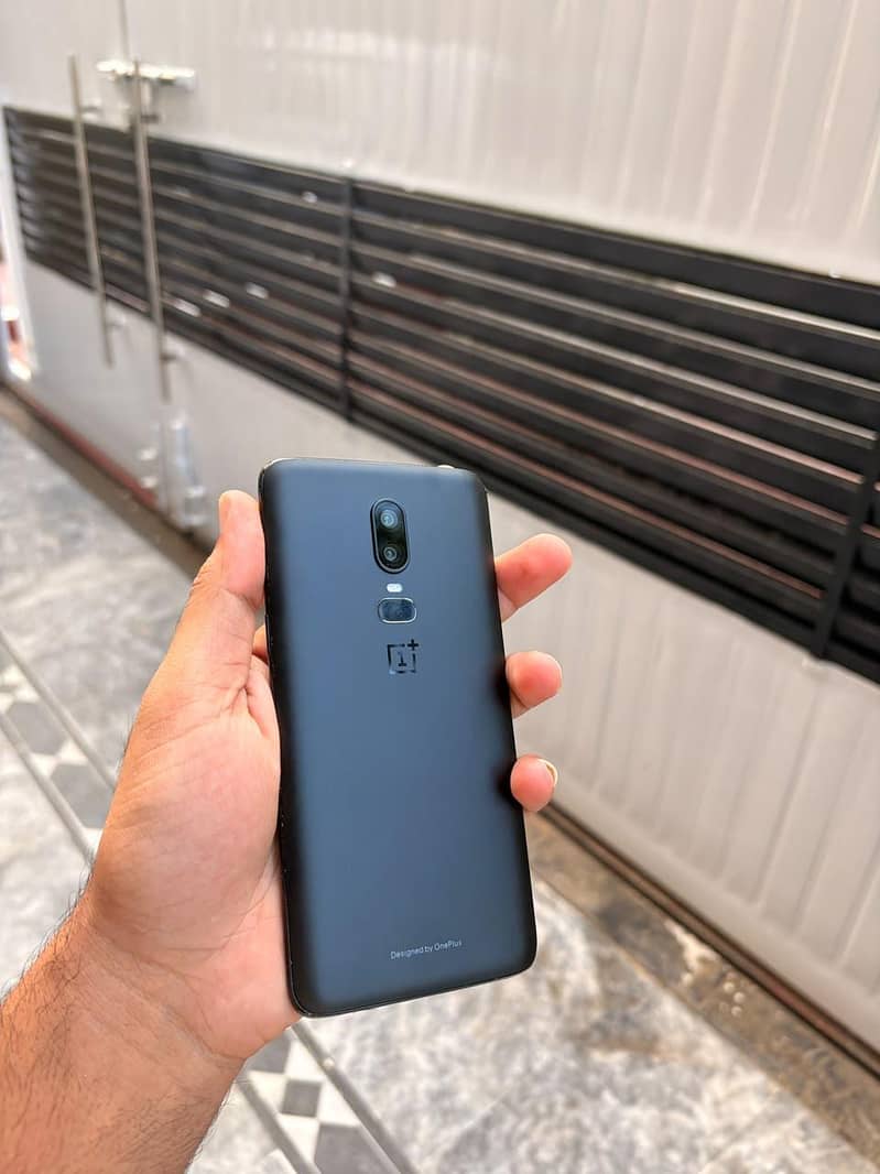 One Plus 6 1