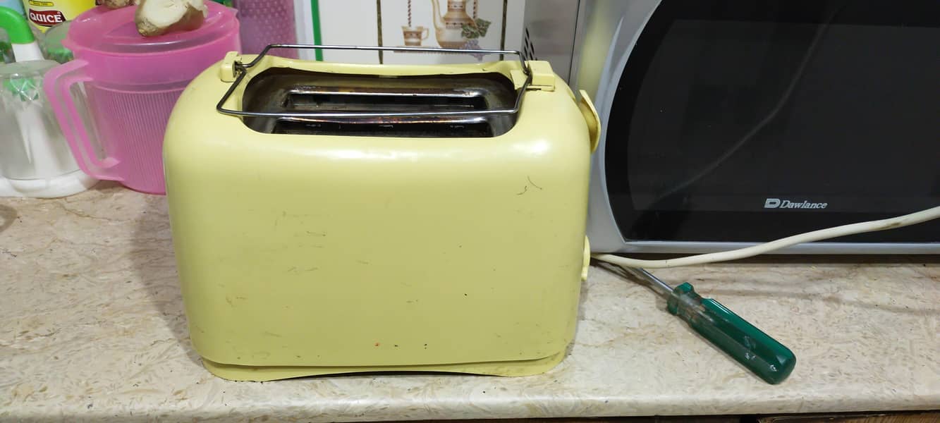 Electric Toaster 0